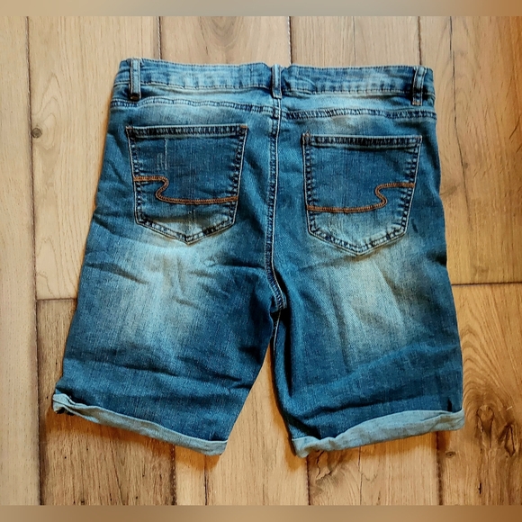 Ardene Bermuda Shorts women's size 9 - Picture 2 of 4